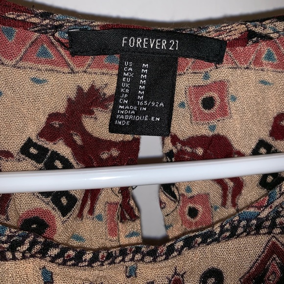 CUTE SLEEVELESS TOP🤎 - Picture 4 of 4